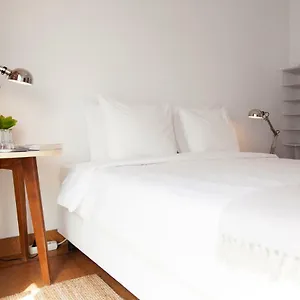 alface-room.hotels-lisbon-portugal.com/
